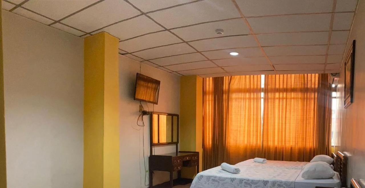Hotel Andes Inn Гуаякуил Екстериор снимка