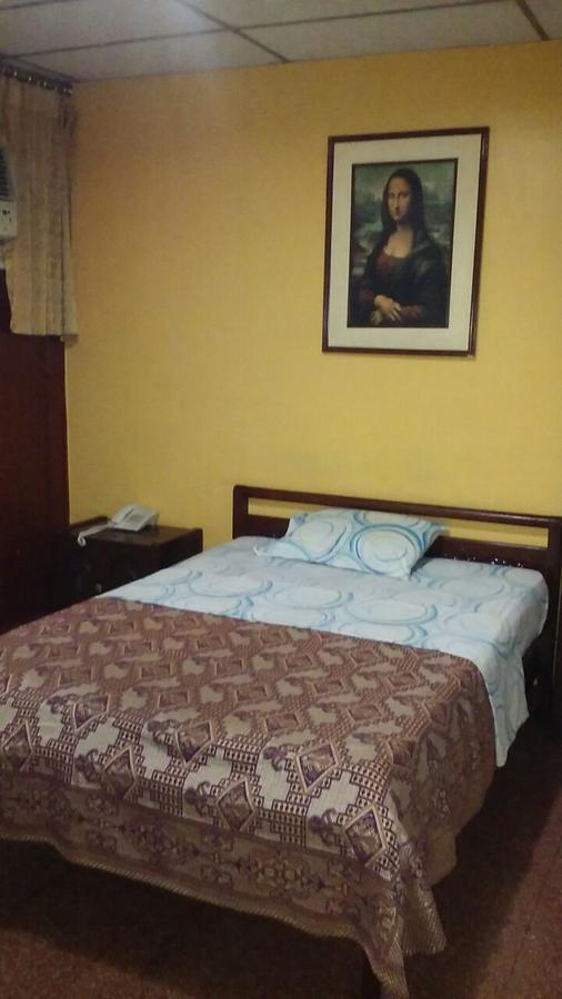 Hotel Andes Inn Гуаякуил Екстериор снимка